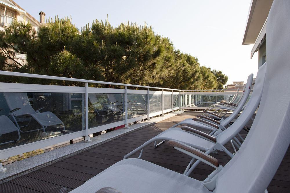 Hotel Mare Live Lido di Jesolo Exteriör bild